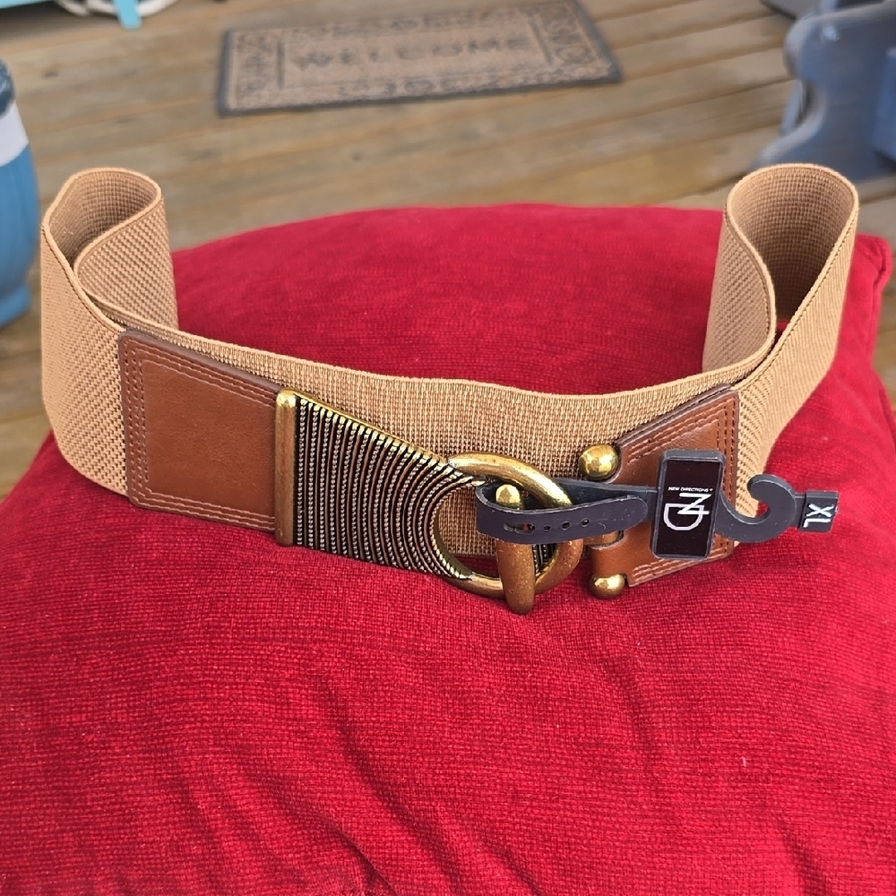 Tan and Brown Men's Belt